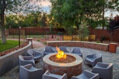 sedona-hotel-outdoor-entertainment-areas